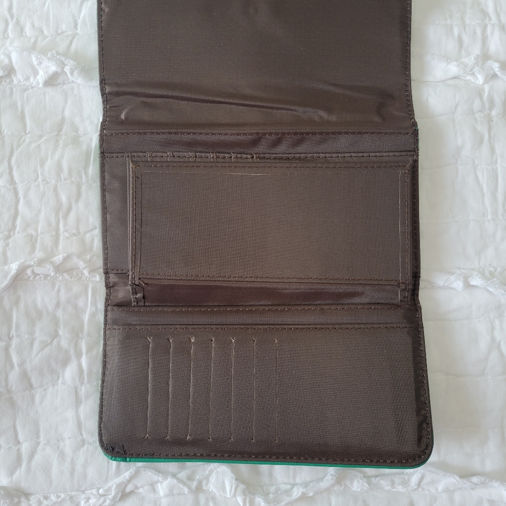 Kelly Green and Gold Hardware Wallet NWOT Faux Leather - Picture 7 of 10